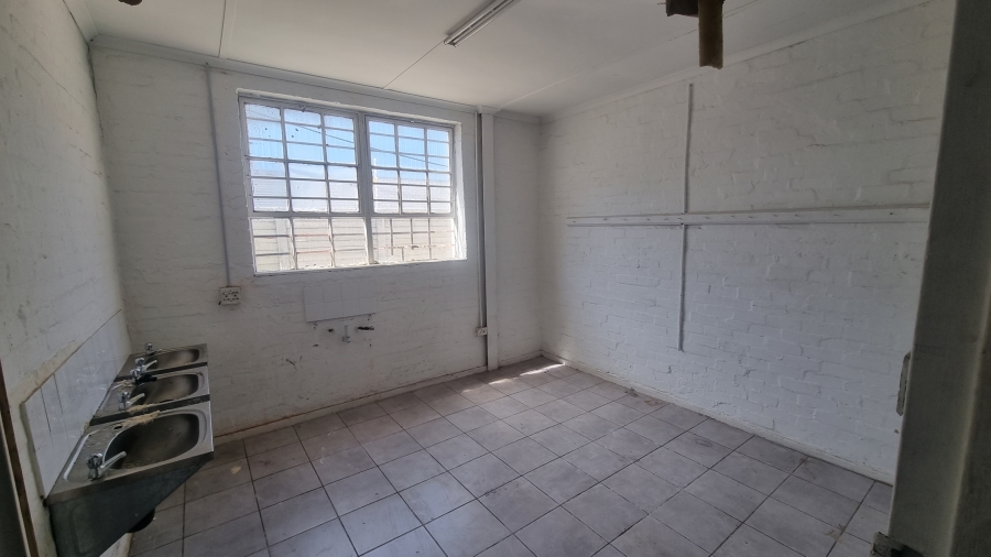 To Let commercial Property for Rent in Parow Industrial Western Cape